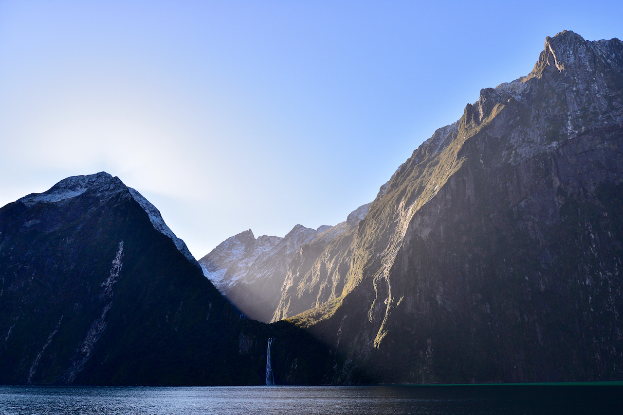 ミルフォードサウンド フィヨルドクルーズ